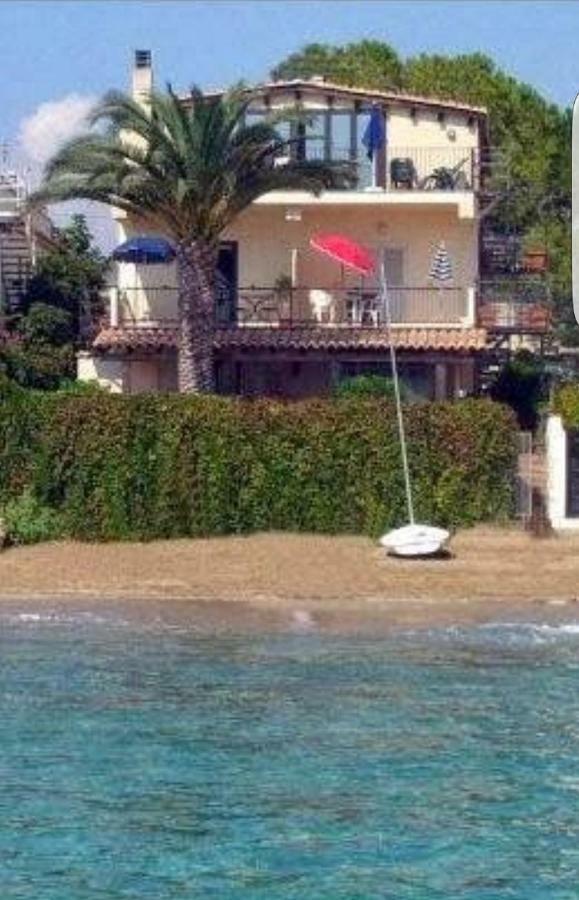 Casa La Conchiglia Sulla Spiaggia Lido di Noto Exterior foto